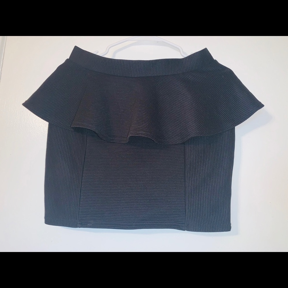 Skirt - Picture 3 of 4